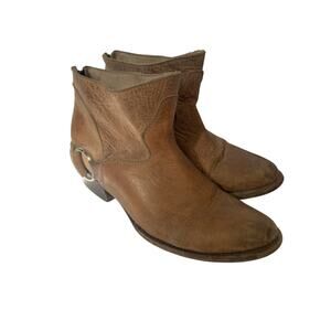 FREEBIRD By Steven Hotel Booties  Brown Worn Chain zip Back Size 7 M Free Bird
